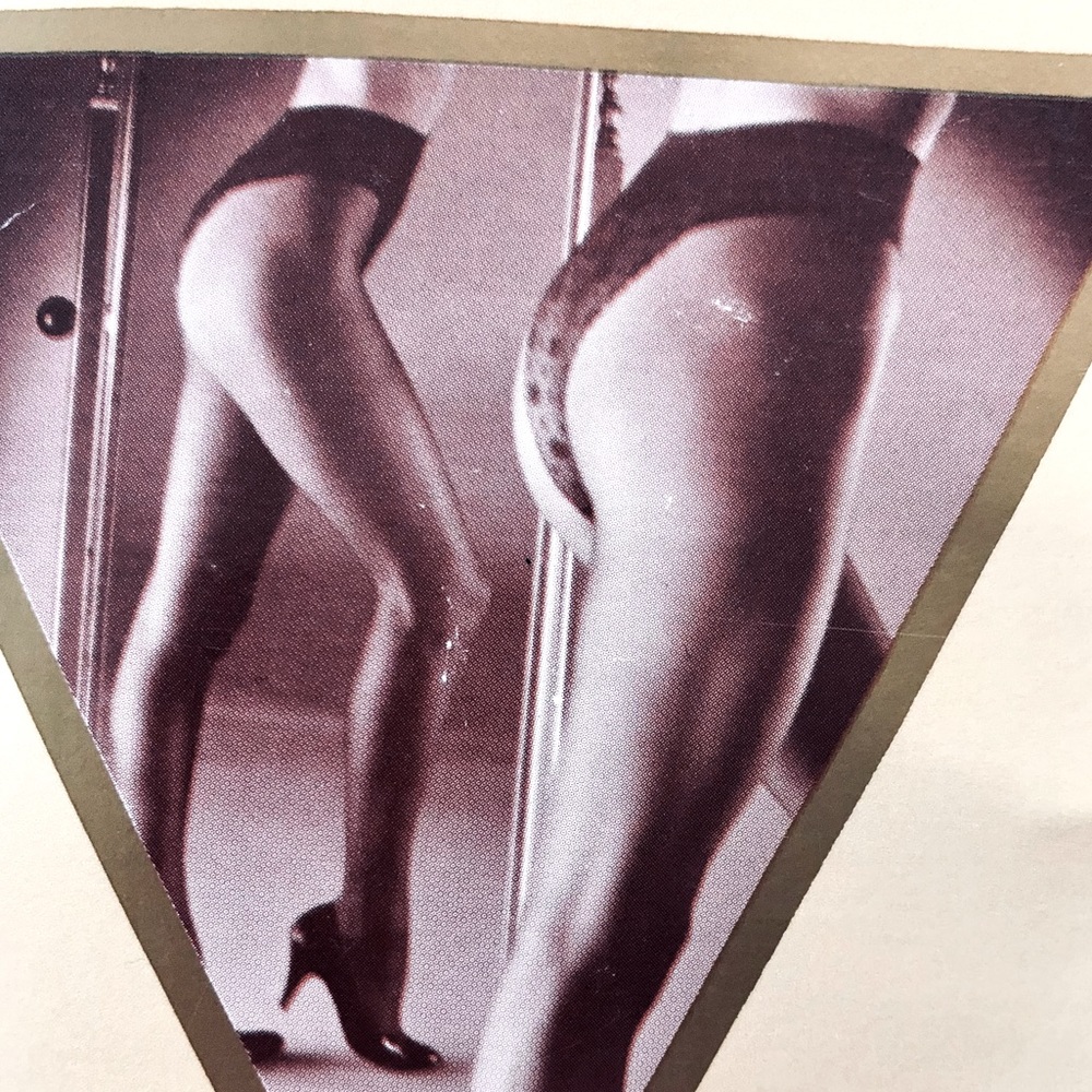 VTG 80s Gold lace panty stkgs.